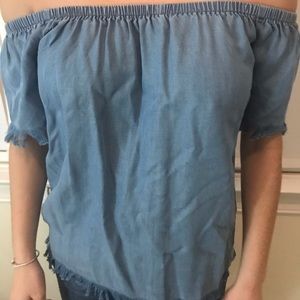 FRANCESCAS OFF THE SHOULDER DENIM TOP